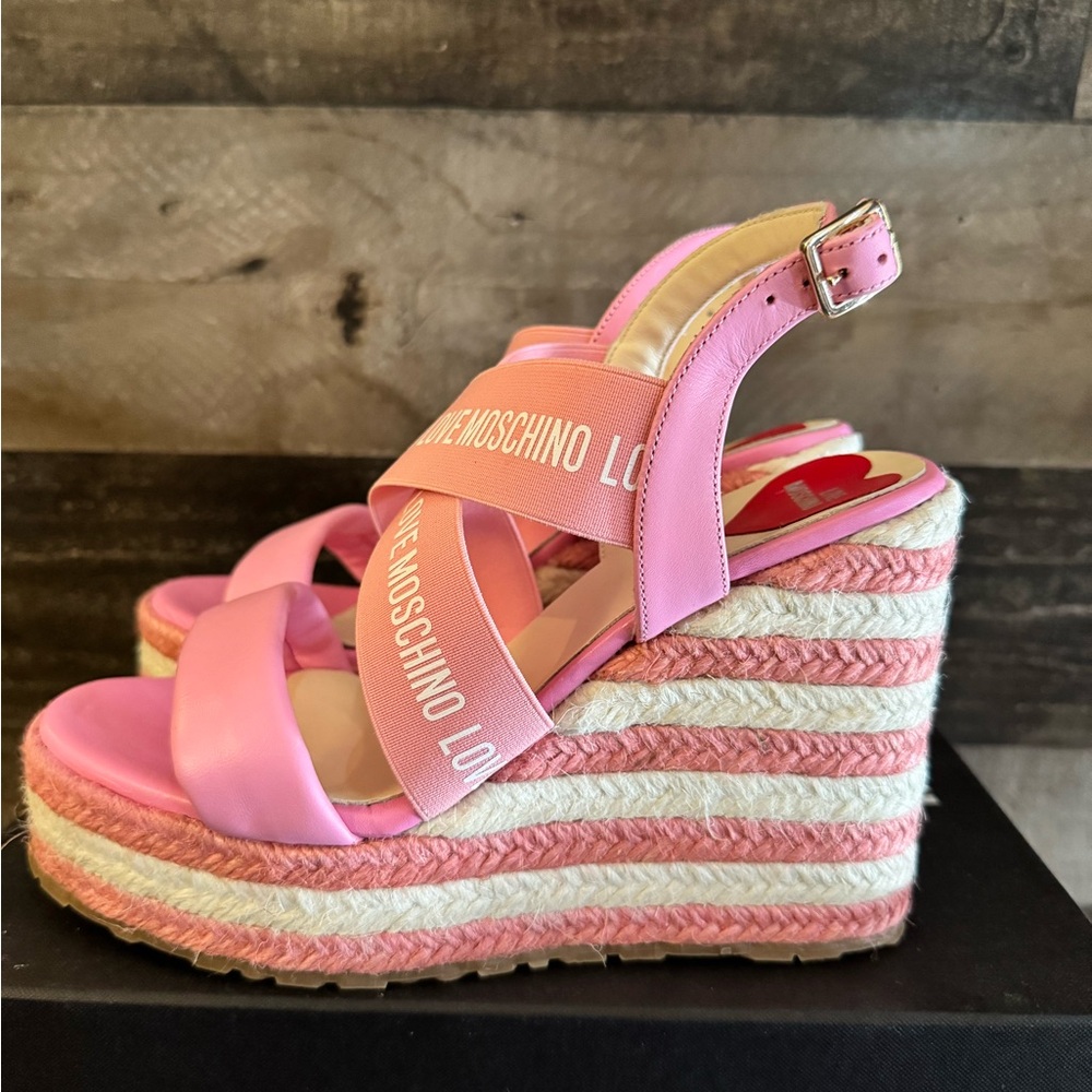 Moschino Pink Wedge Sandals with Criss-Cross Straps - Picture 3 of 7